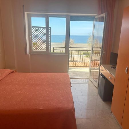 Hotel Germania Praia a Mare Exterior photo