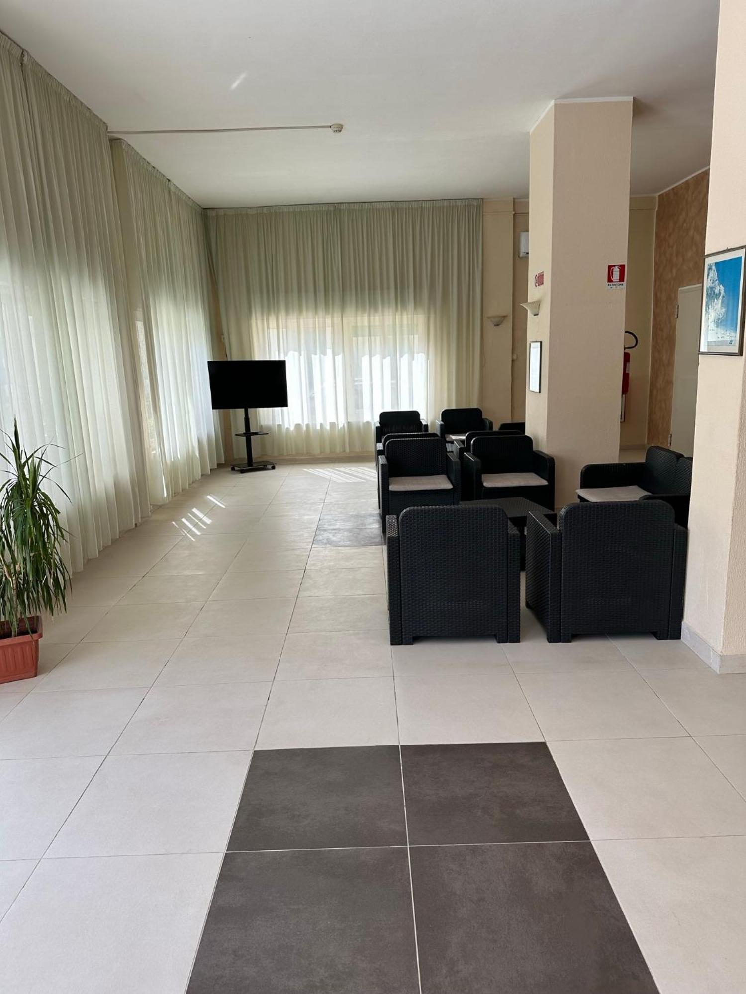 Hotel Germania Praia a Mare Exterior photo