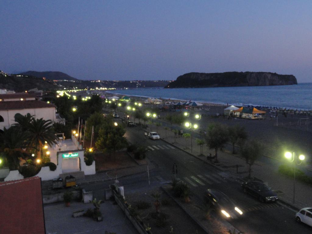 Hotel Germania Praia a Mare Exterior photo